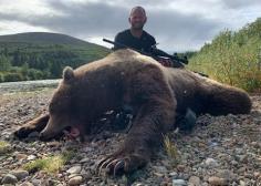 Brown Bear Hunting 7