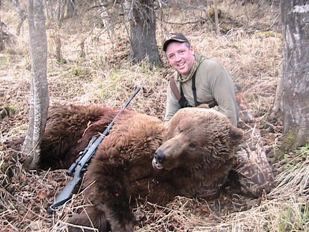 Alaska Brown Bear Hunting 10